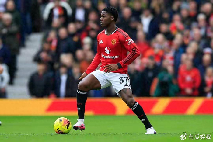 世界杯直播入口-曼联中场大换血！卡里克钦点三新星，梅努续约成头等大事|罗马诺|英超|托马斯-卡里克|诺丁汉森林|卡塞米罗_新浪体育_新浪新闻