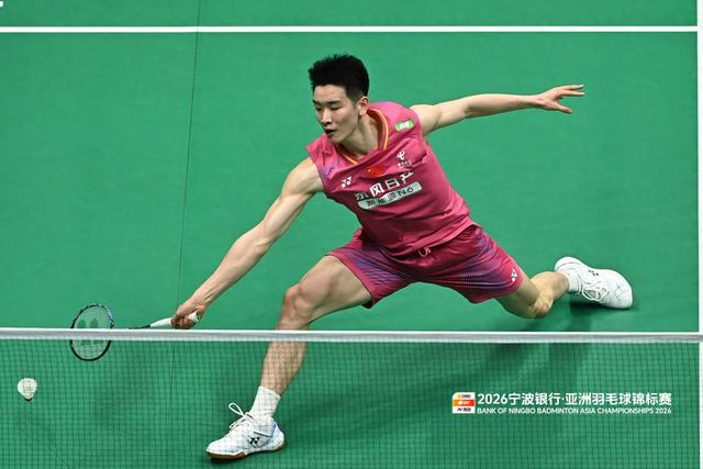 世界杯手机观看-国羽两“二单”亚锦赛首轮均出局 女双新秀亦落败|韩悦|李诗沣|亚洲羽毛球锦标赛|陈雨菲|女单_新浪新闻